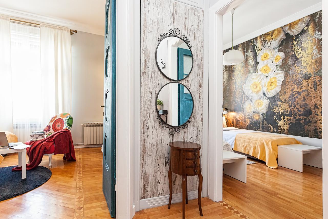 Designer Apartment Eclectica Belgrad Exteriör bild