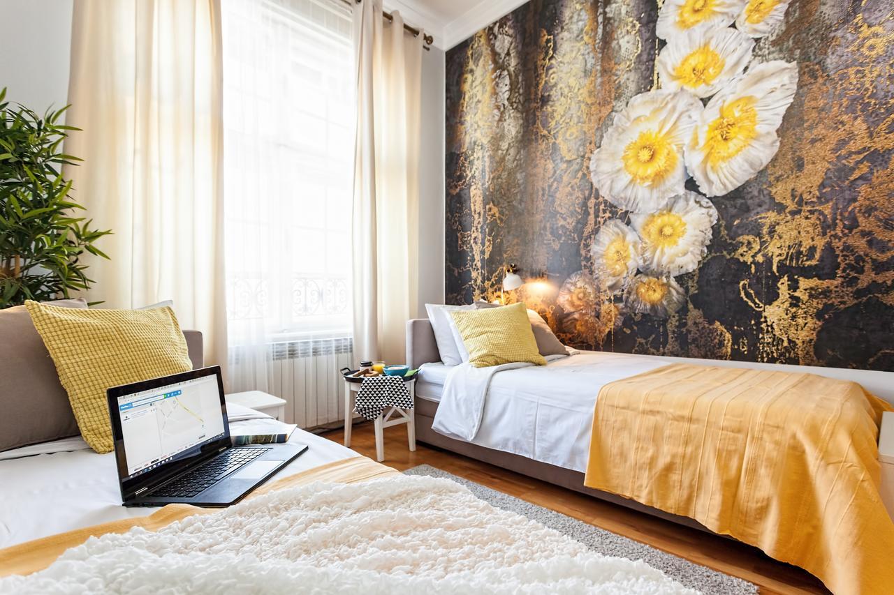 Designer Apartment Eclectica Belgrad Exteriör bild
