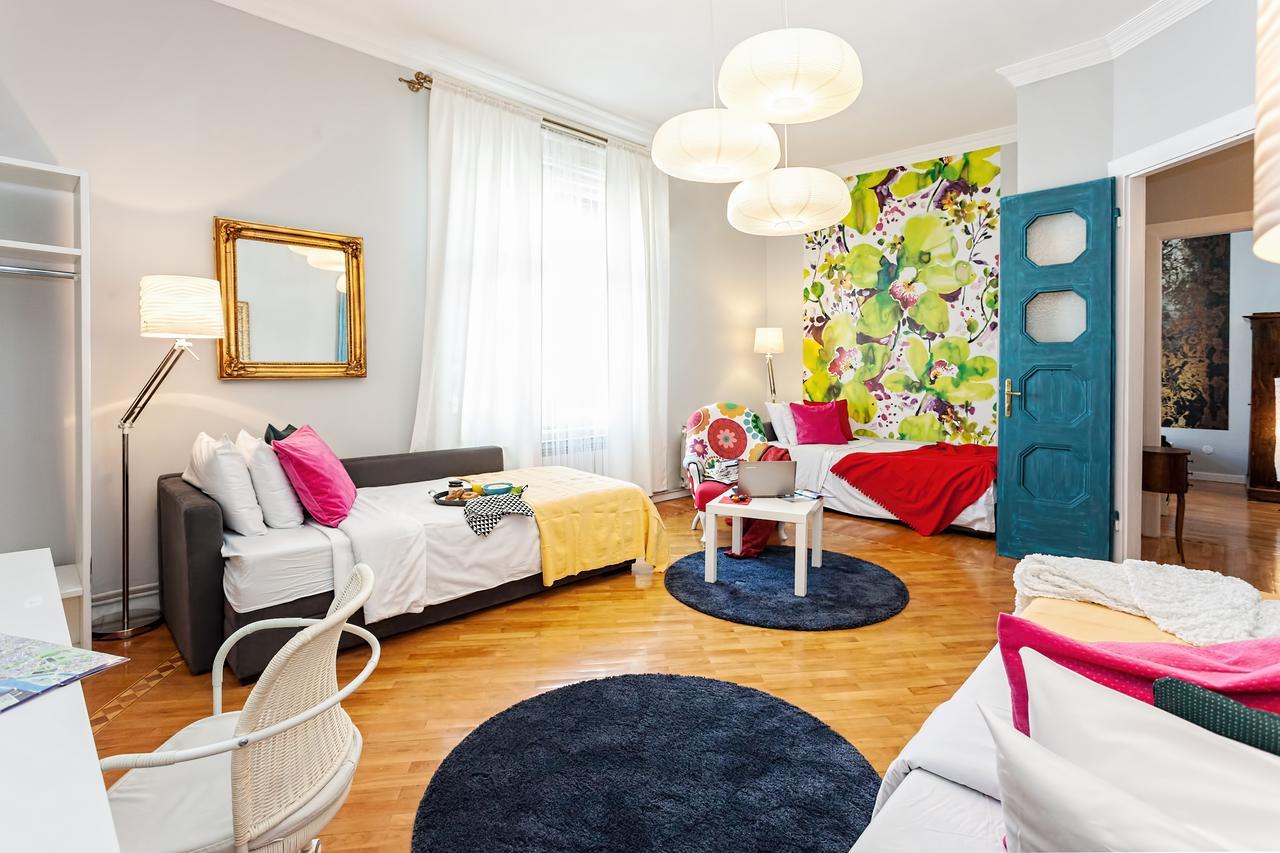 Designer Apartment Eclectica Belgrad Exteriör bild